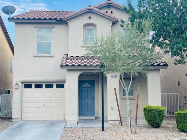7257 Camden Pine Avenue , Las Vegas, NV 89129