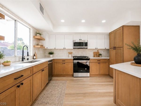 21 Megan Drive , Henderson, NV 89074