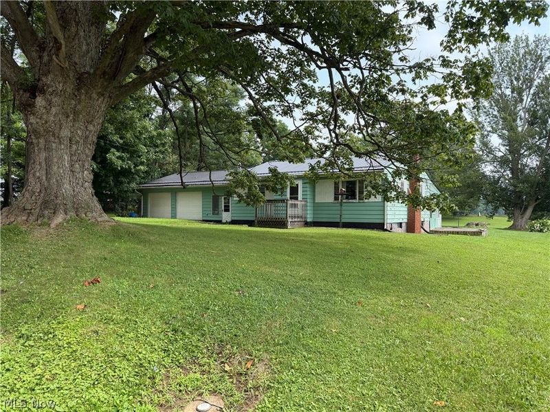 6727 Girdle Road, West Farmington, OH 44491 Photo 2
