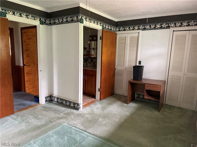 6727 Girdle Road, West Farmington, OH 44491 Photo 9