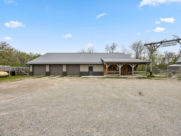 2527 61st Street Lane #1 , Vinton, IA 52349