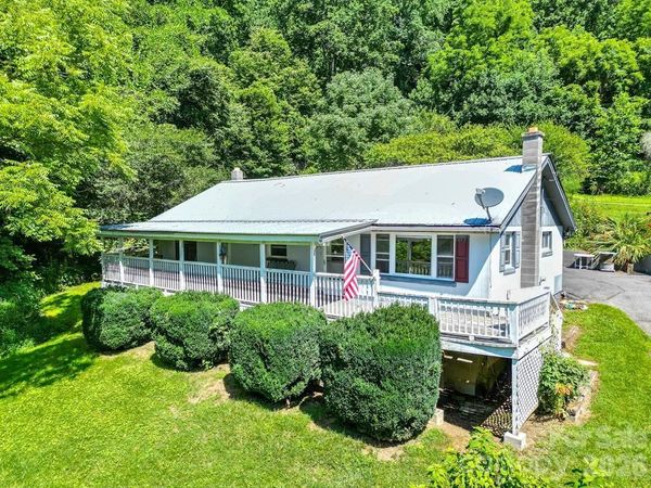 901 Rufus Robinson Road, Sylva, NC 28779