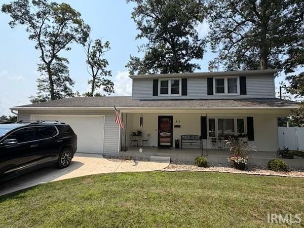 1812 Oakwood Drive, Rochester, IN 46975