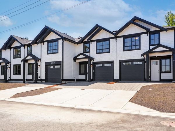 4068 Tuxedo Dr, Unit #1, Saanich, BC V8X 2L3