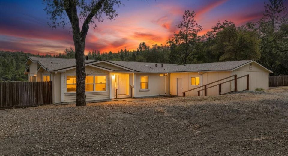 17616 Pioneer Way, Rough and Ready, CA 95975 Photo