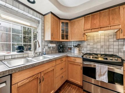 3000 Lodgepole Trail, South Lake Tahoe, CA 96150 Photo