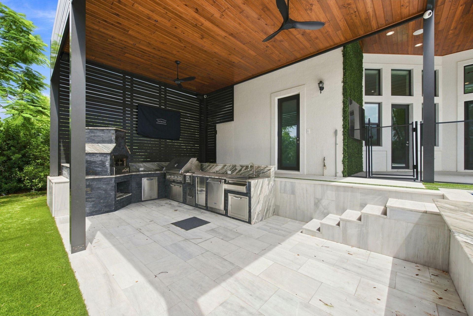 6924 N Stillwater Shores Drive, Davie, FL 33314 Photo
