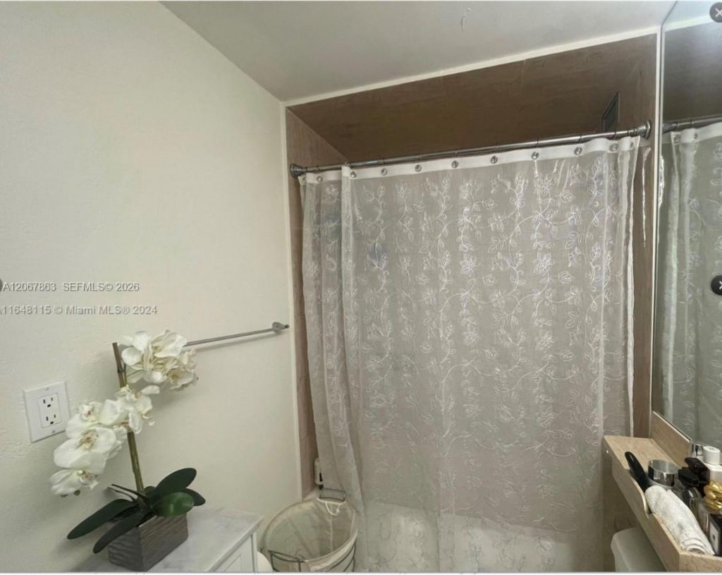 700 Biltmore Way , Unit 818, Coral Gables, FL 33134 Photo