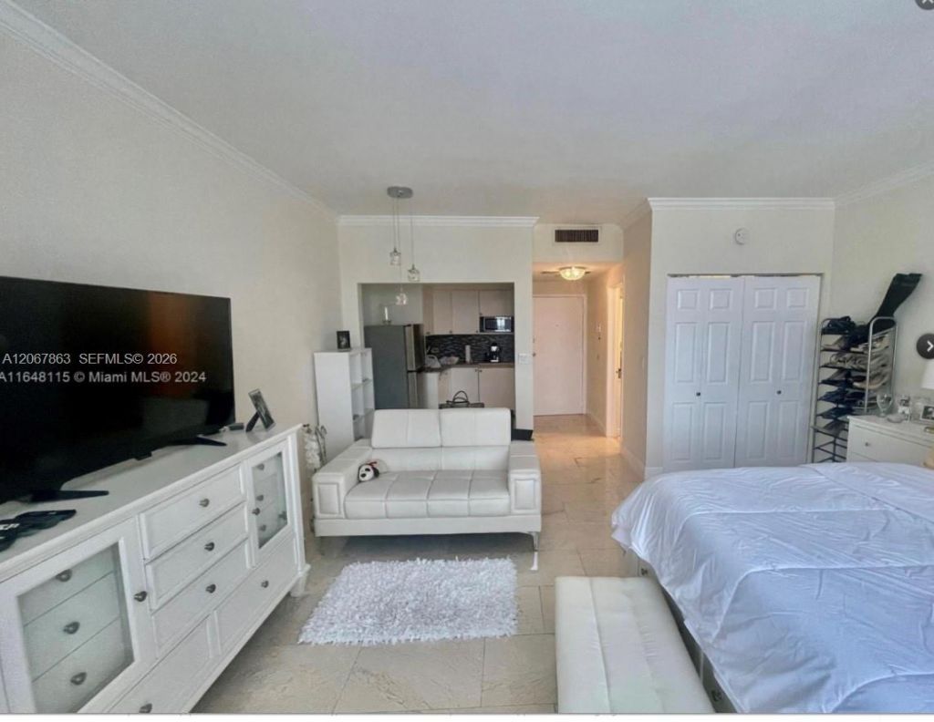 700 Biltmore Way , Unit 818, Coral Gables, FL 33134 Photo