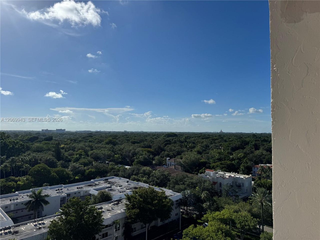 90 Edgewater Dr , Unit PH15, Coral Gables, FL 33133 Photo