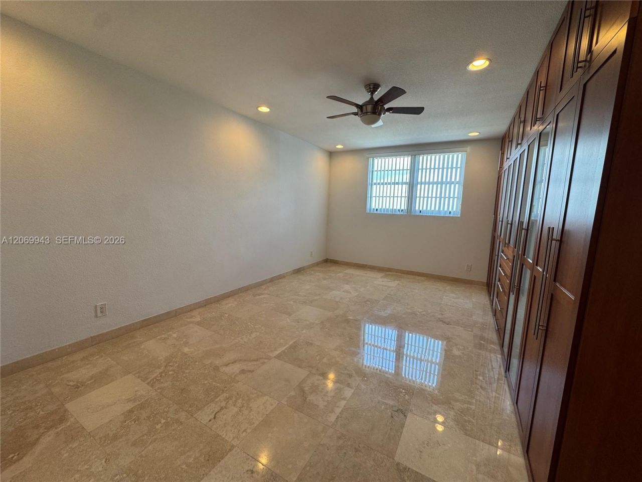90 Edgewater Dr , Unit PH15, Coral Gables, FL 33133 Photo