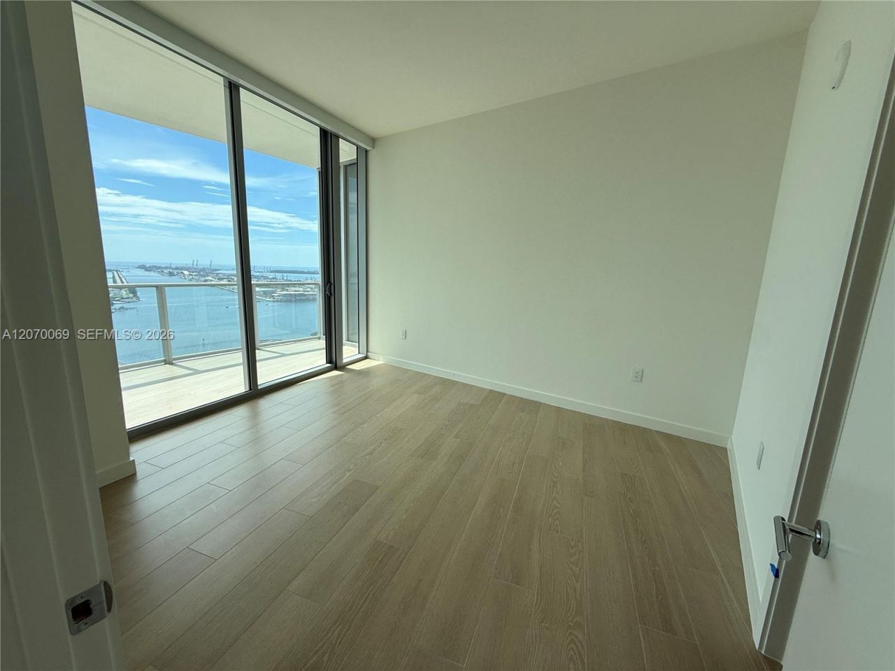 1400 Biscayne Blvd , Unit 3506, Miami, FL 33132 Photo