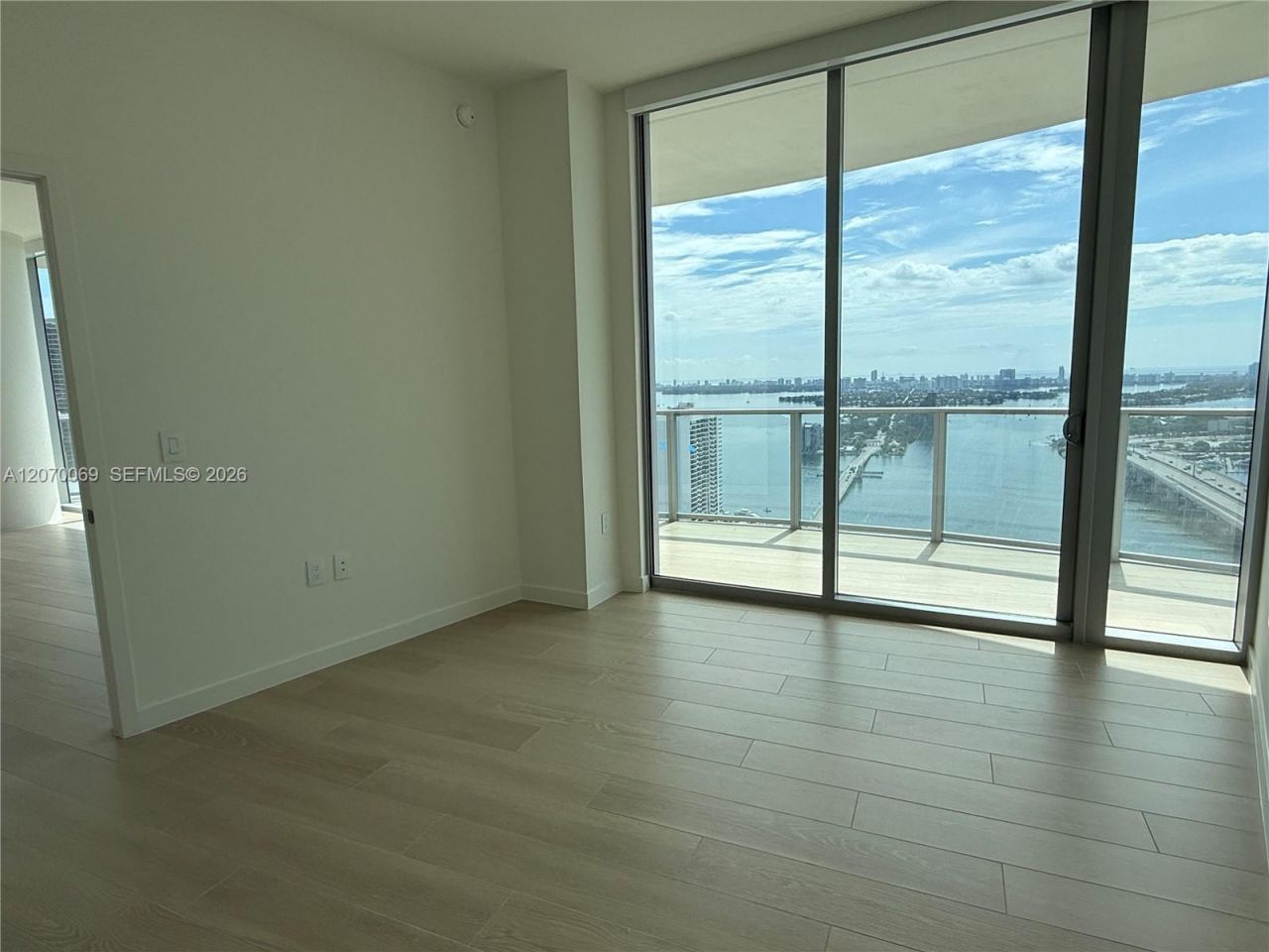 1400 Biscayne Blvd , Unit 3506, Miami, FL 33132 Photo