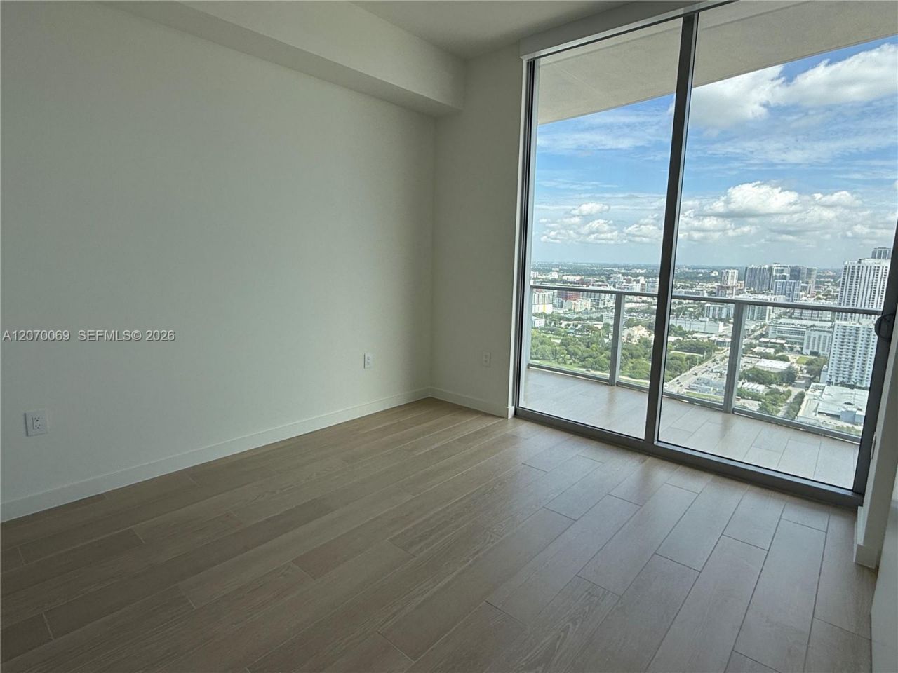 1400 Biscayne Blvd , Unit 3506, Miami, FL 33132 Photo