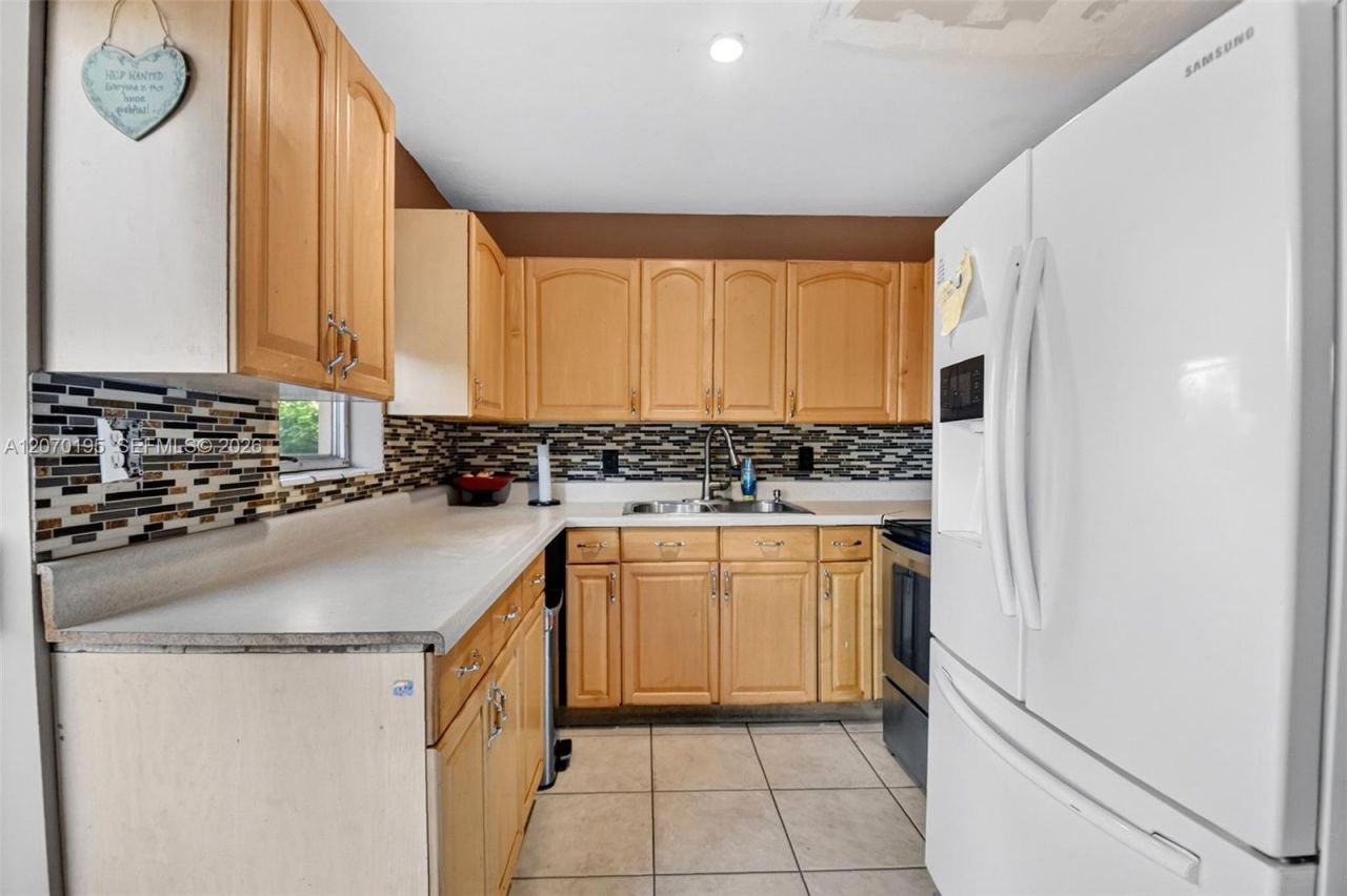 1572 Woodland Ave, West Palm Beach, FL 33415 Photo