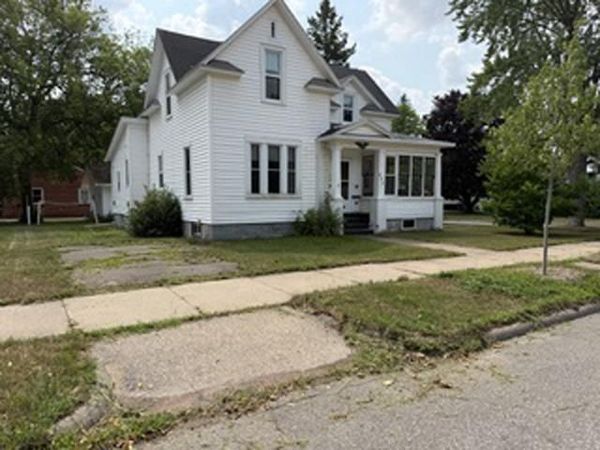 803 E BRIDGE STREET, Wausau, WI 54403