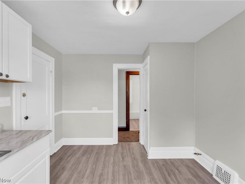 3554 E 113th Street, Unit 2/UP, Cleveland, OH 44105 Photo 10