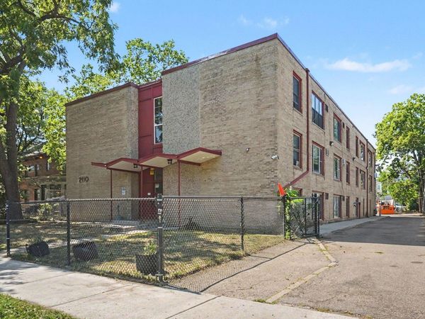 2110 Park Avenue, Minneapolis, MN 55404