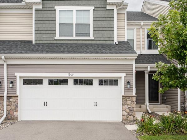 1605 Gable Drive, Carver, MN 55315