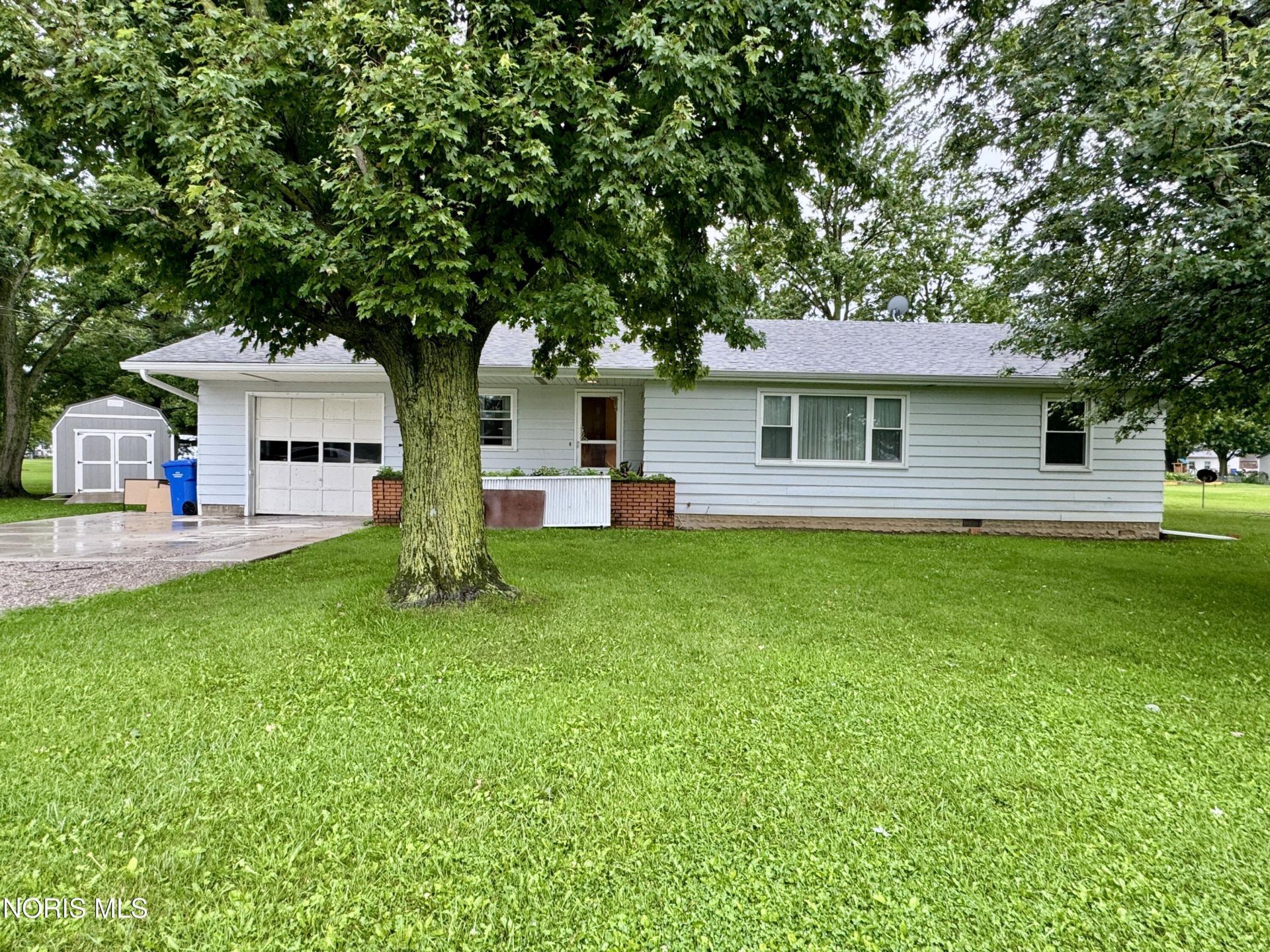 403 W Forrest Street, Continental, OH 45831 Main Photo