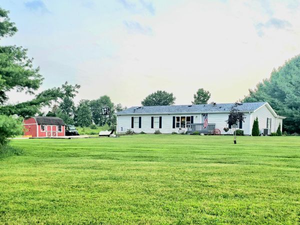 4700 County Road 25 , Marengo, OH 43334