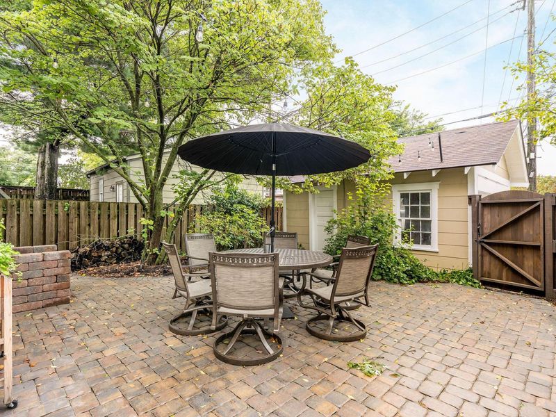 25 E Tulane Road, Columbus, OH 43202 Photo 6