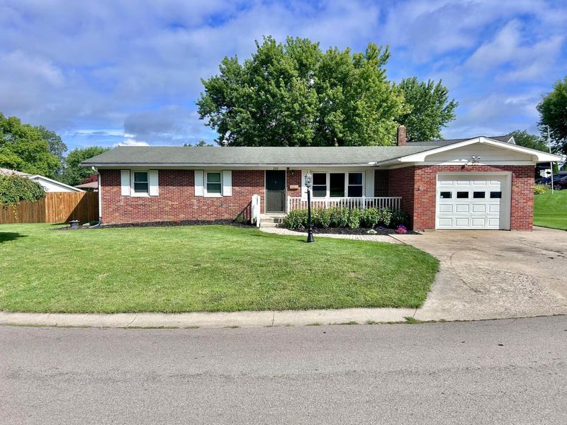 220 Terrence Drive , Bellefontaine, OH 43311 Photo 2