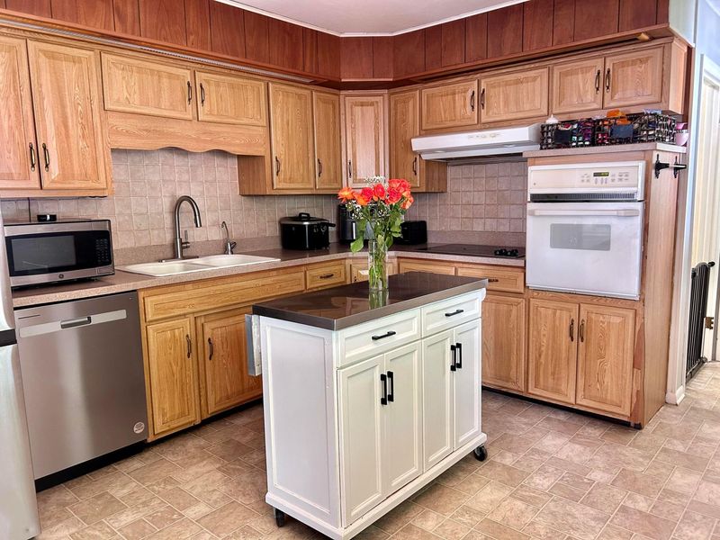 220 Terrence Drive , Bellefontaine, OH 43311 Photo 8