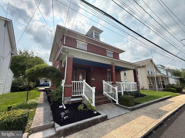 40 HOCKERSVILLE ROAD , HERSHEY, PA 17033