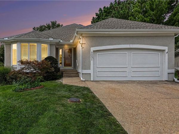5031 W 120th Place, Overland Park, KS 66209