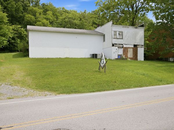 631 Mississippi Ave , Signal Mountain, TN 37377