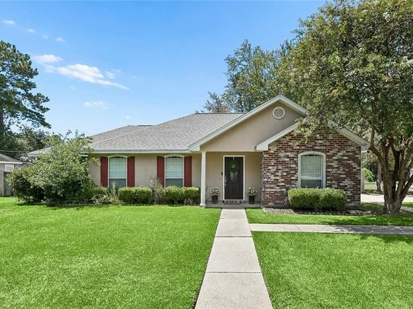 70081 10TH Street , Covington, LA 70435