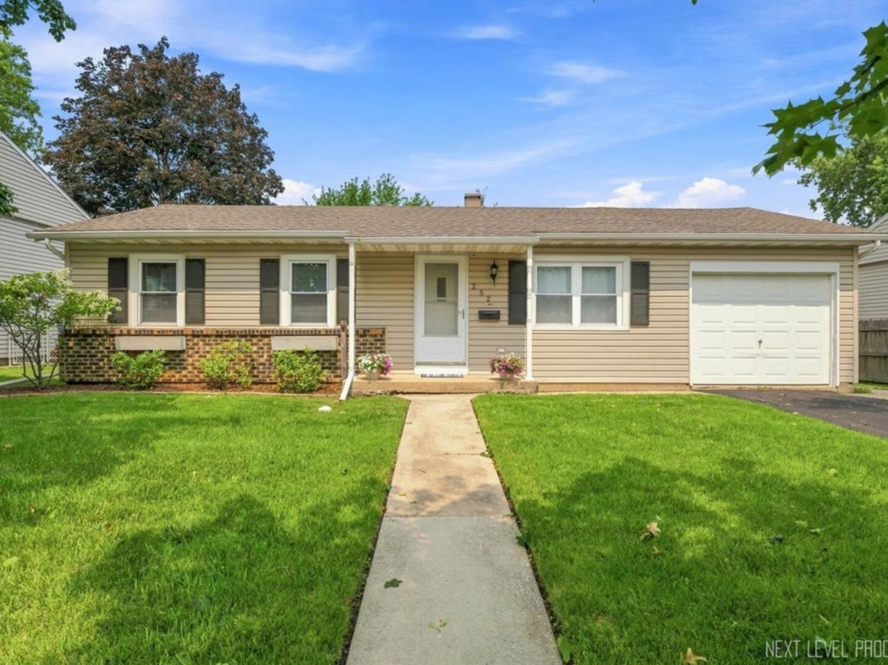 252 Marilyn Avenue, Glendale Heights, IL 60139 Main Photo