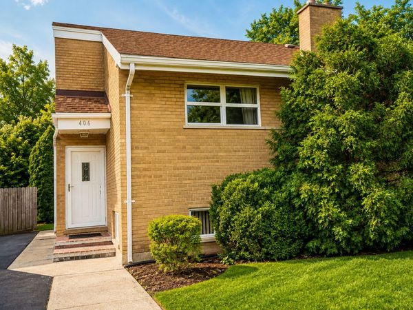 406 N Gerard Avenue , Villa Park, IL 60181
