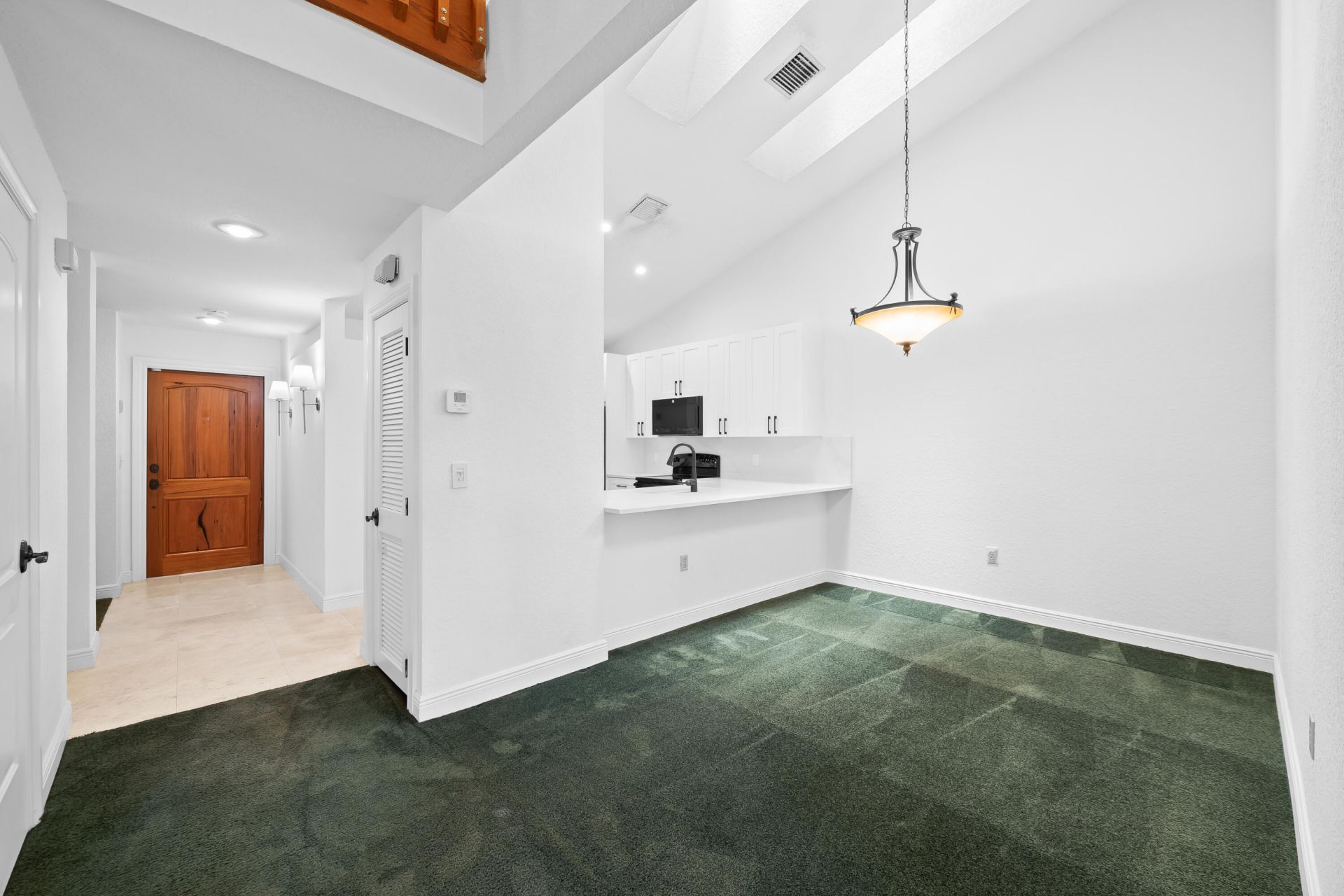 8211 NW 70th Street, Tamarac, FL 33321 Photo