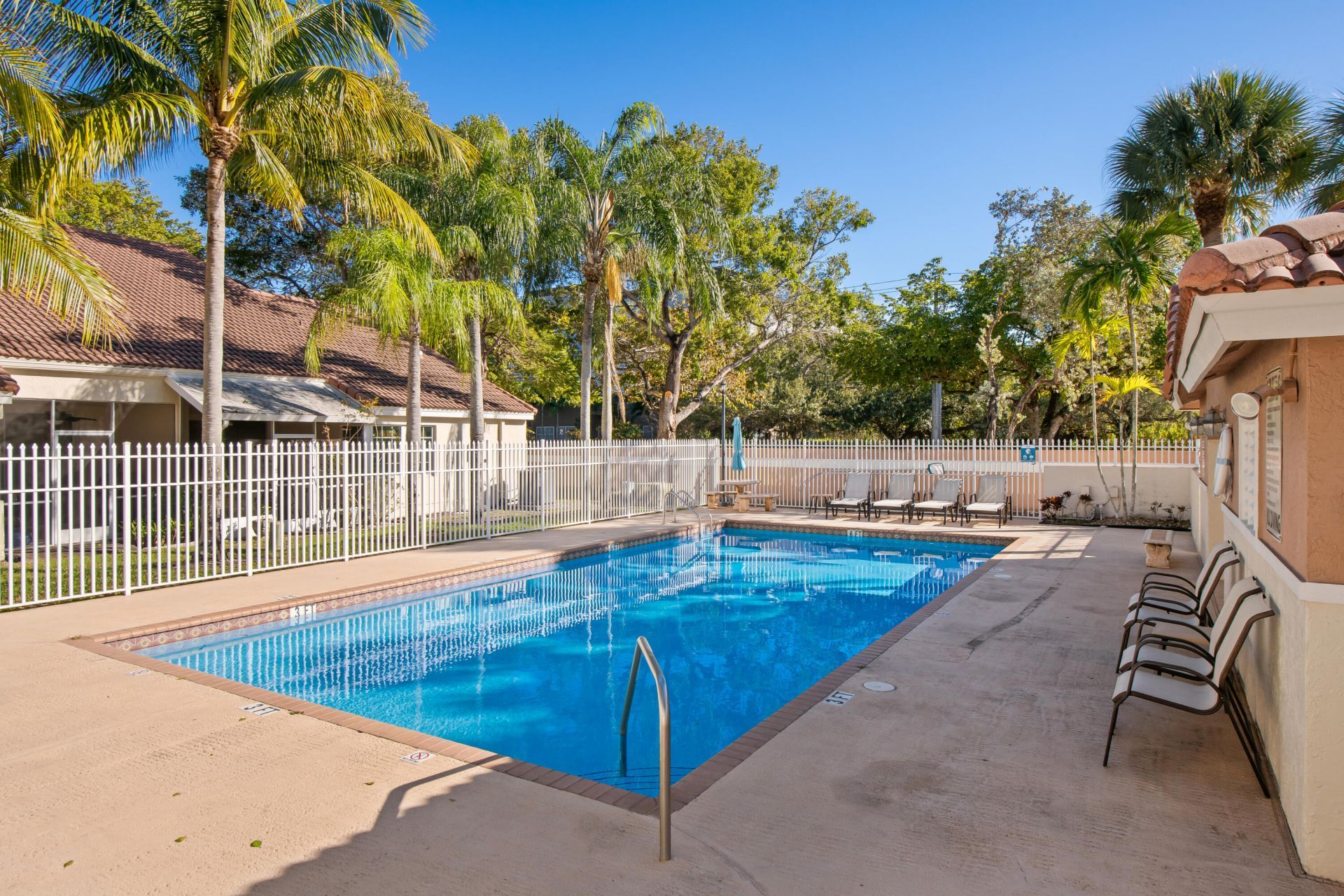 8211 NW 70th Street, Tamarac, FL 33321 Photo