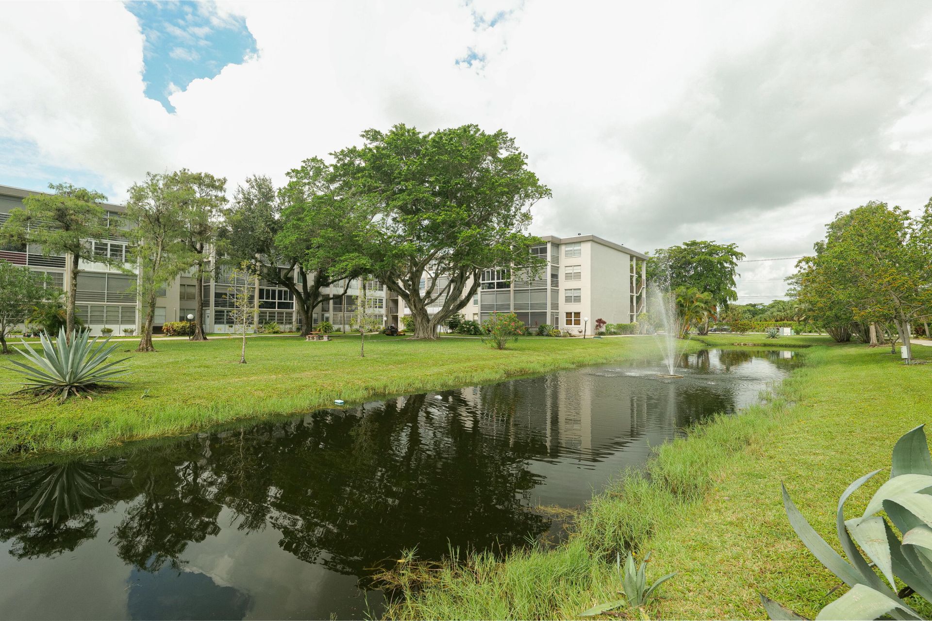 4851 NW 26th Court, Unit #344, Lauderdale Lakes, FL 33313 Photo