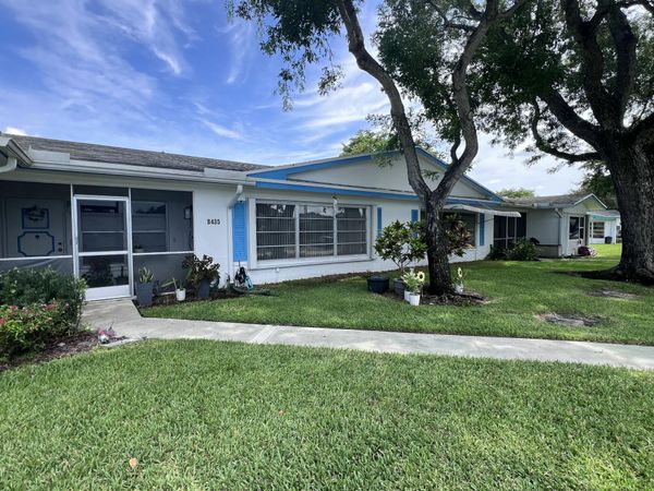 8435 NW 10TH Street, Unit B50, Plantation, FL 33322