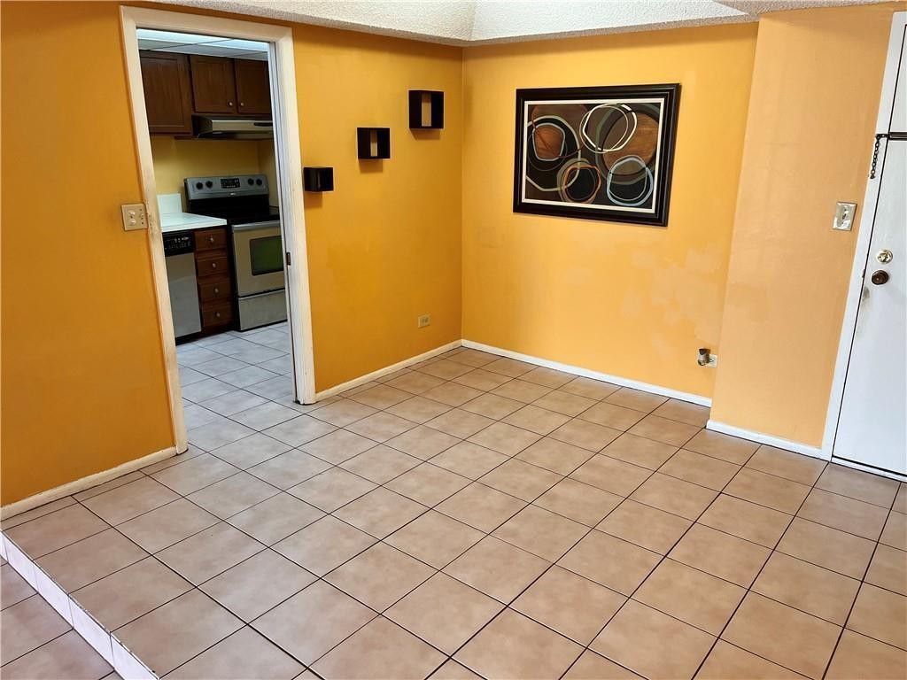 3690 Inverrary Drive, Unit 2c, Lauderhill, FL 33319 Photo