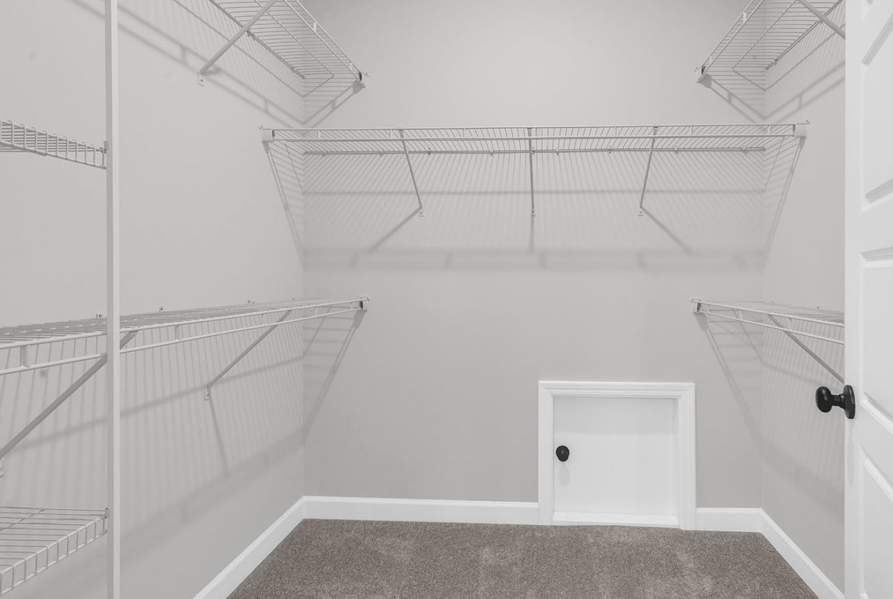 408 Ireland Way  Photo 29