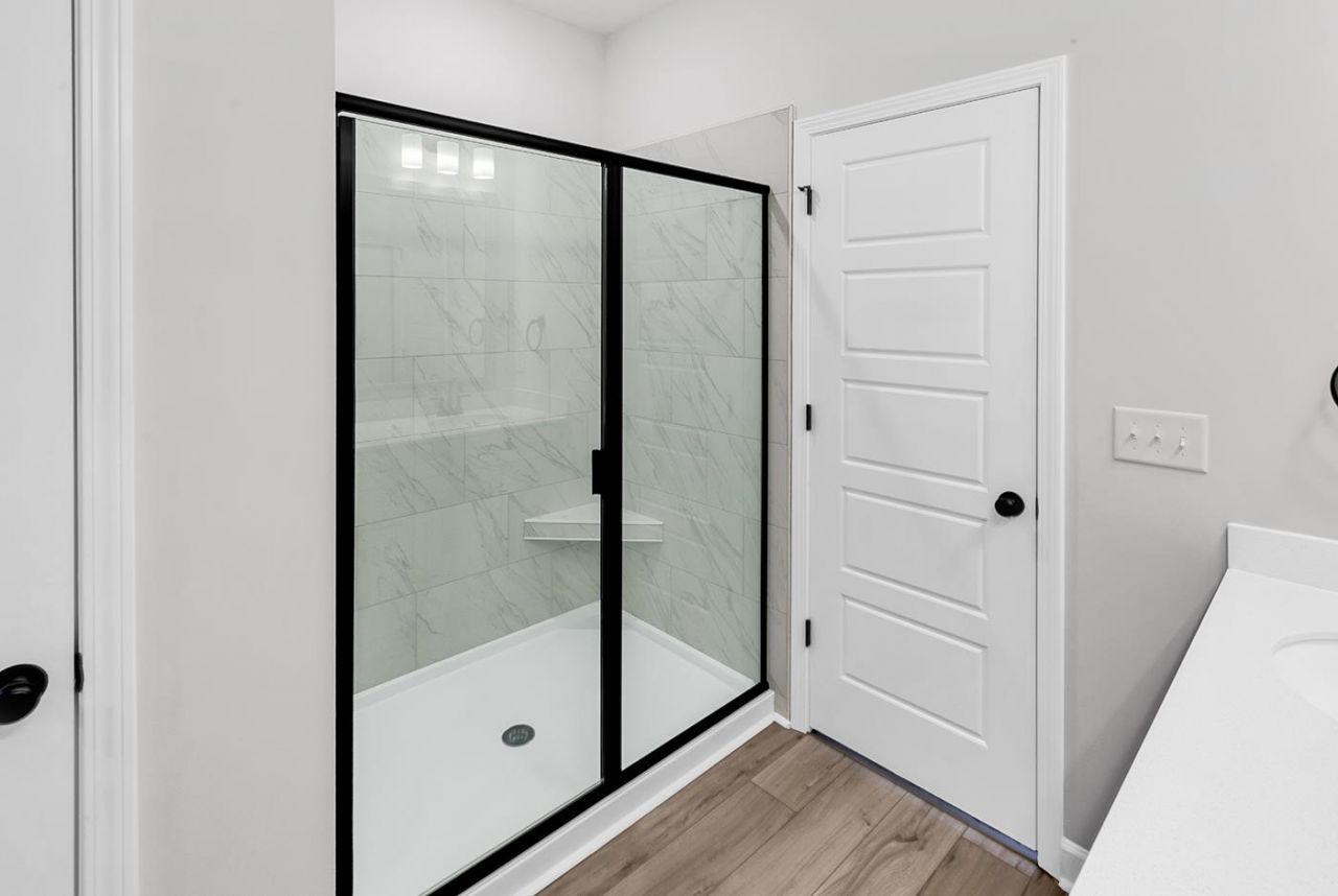 408 Ireland Way  Photo 31