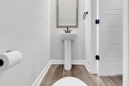 408 Ireland Way  photo 4