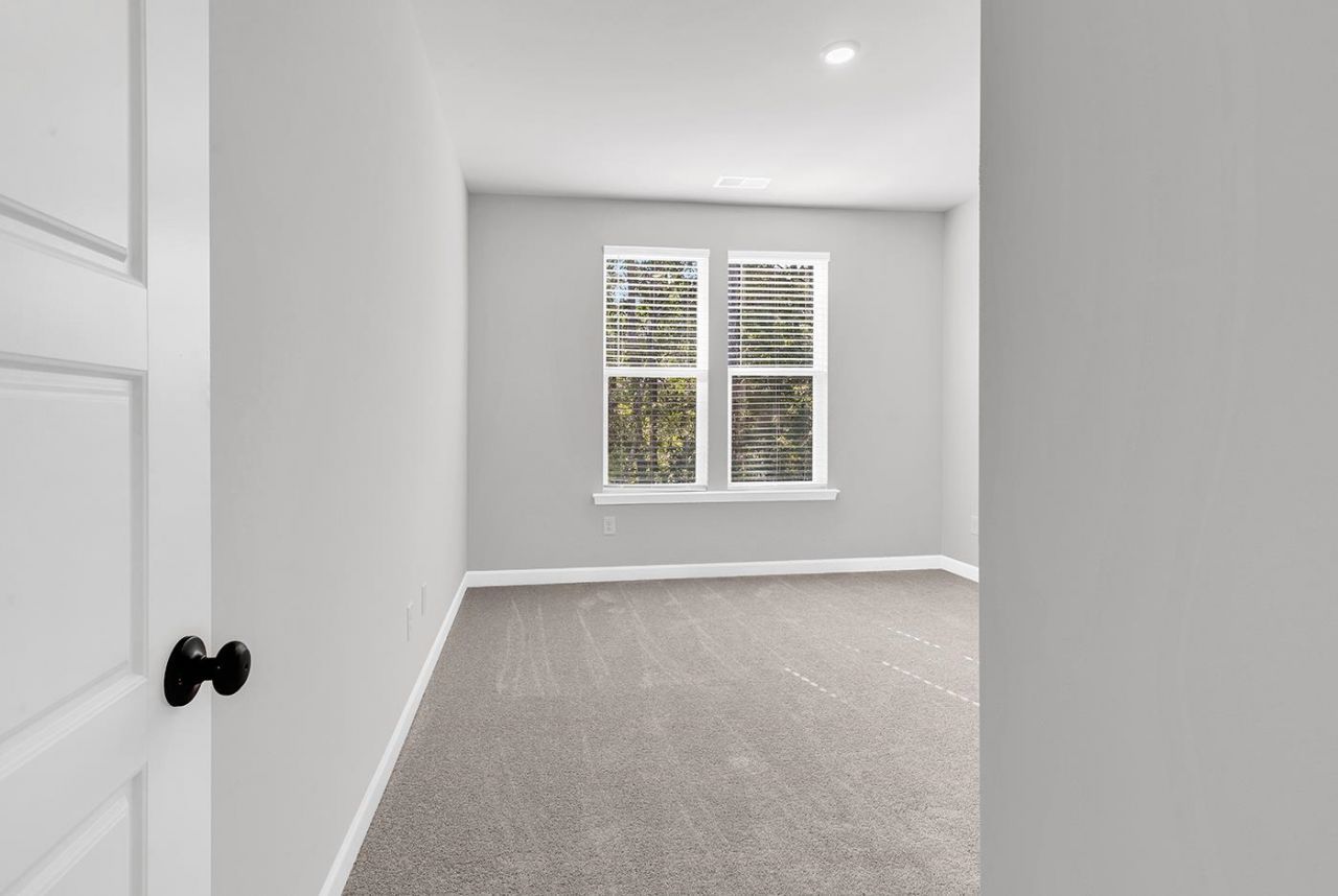 408 Ireland Way  Photo 46