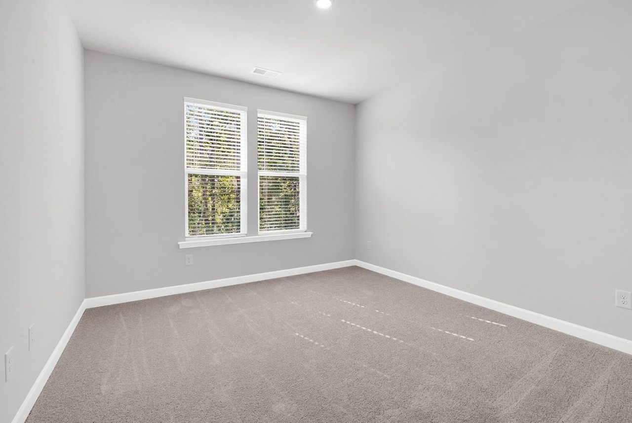408 Ireland Way  Photo 47