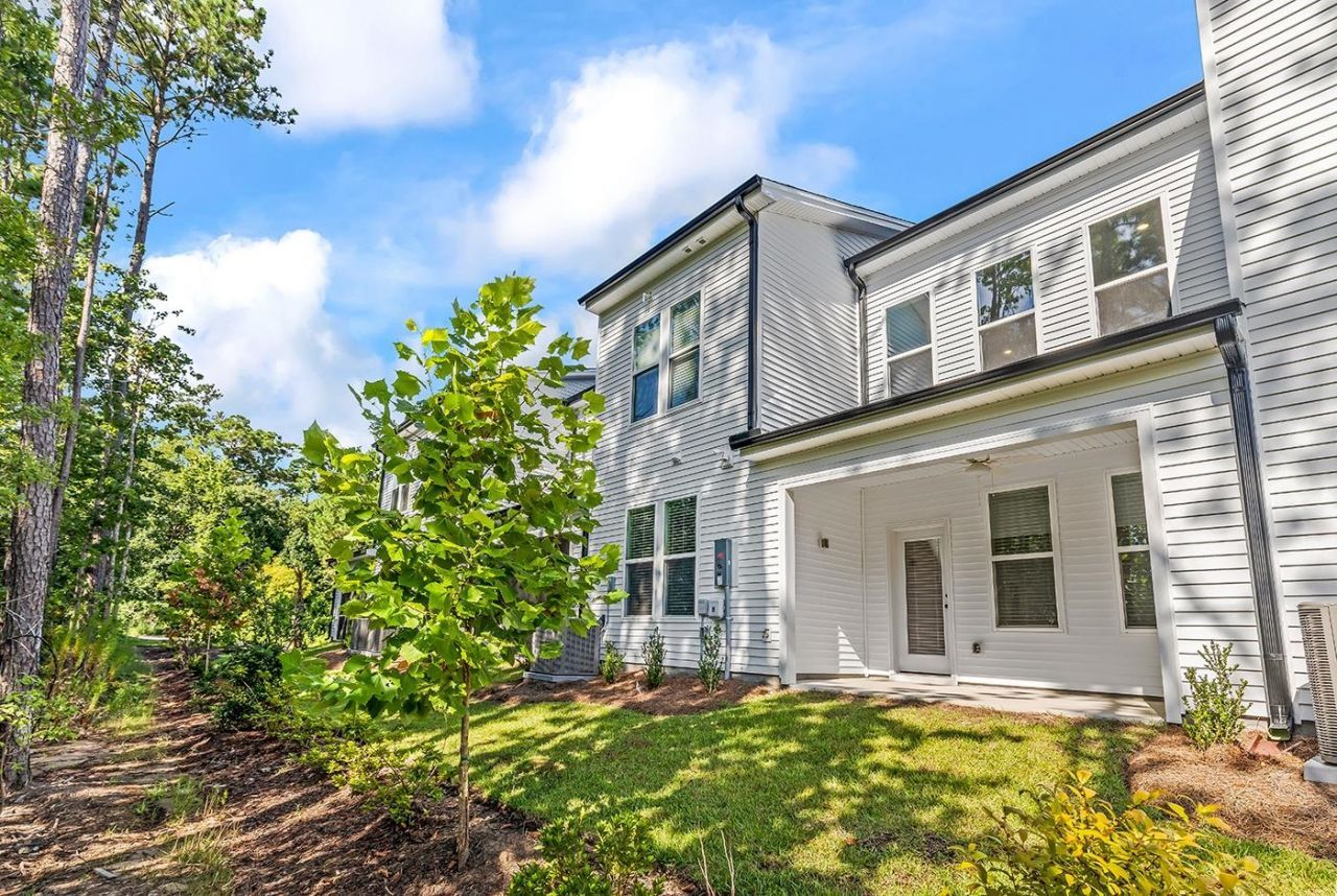 408 Ireland Way  Photo 50