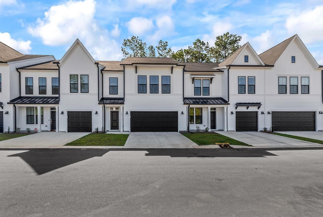 408 Ireland Way  Photo 52
