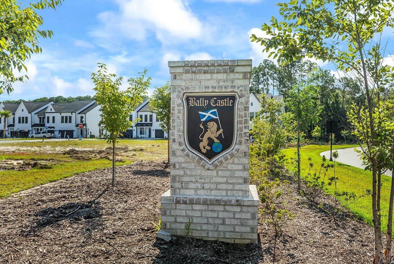 408 Ireland Way  Photo 53