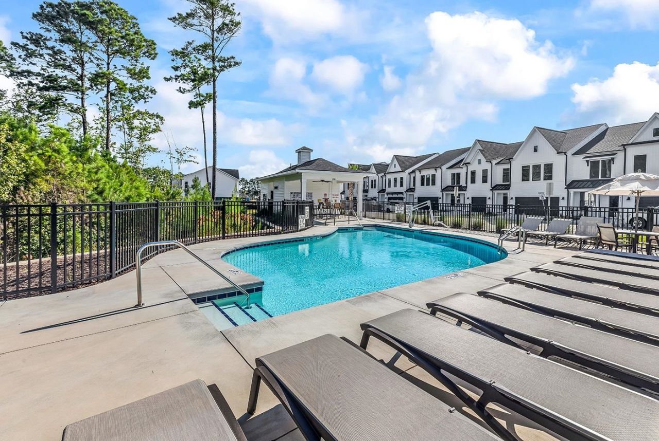 408 Ireland Way  Photo 54