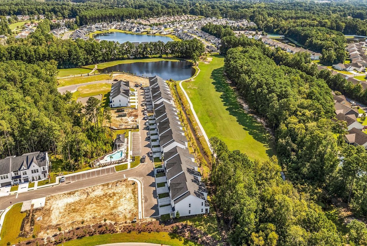 408 Ireland Way  Photo 69