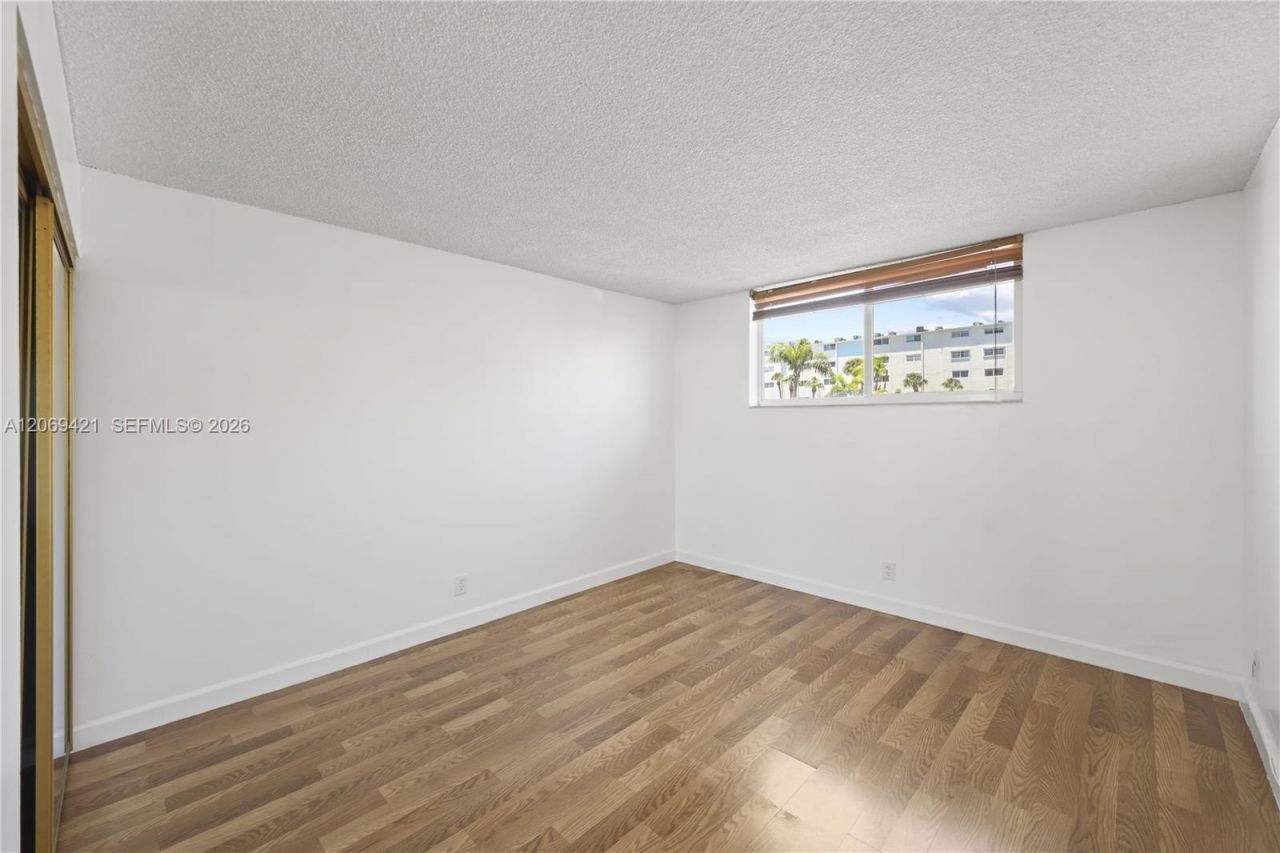 104 Paradise Harbour Blvd , Unit 114, North Palm Beach, FL 33408 Photo